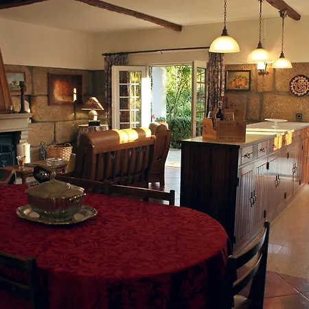 Quinta Da Padrela Winery House