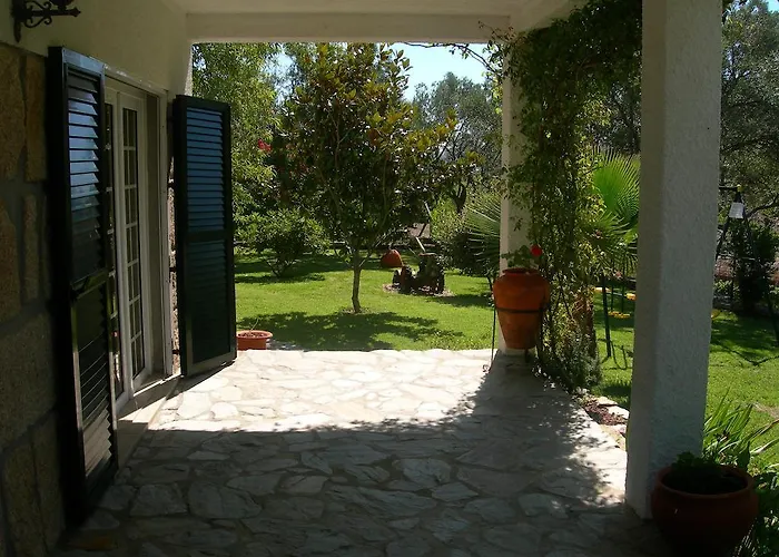 Quinta Da Padrela Winery House